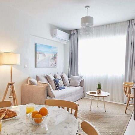 Tostay-Unique Apartment Hotel In Athens Center! Atenas Exterior foto