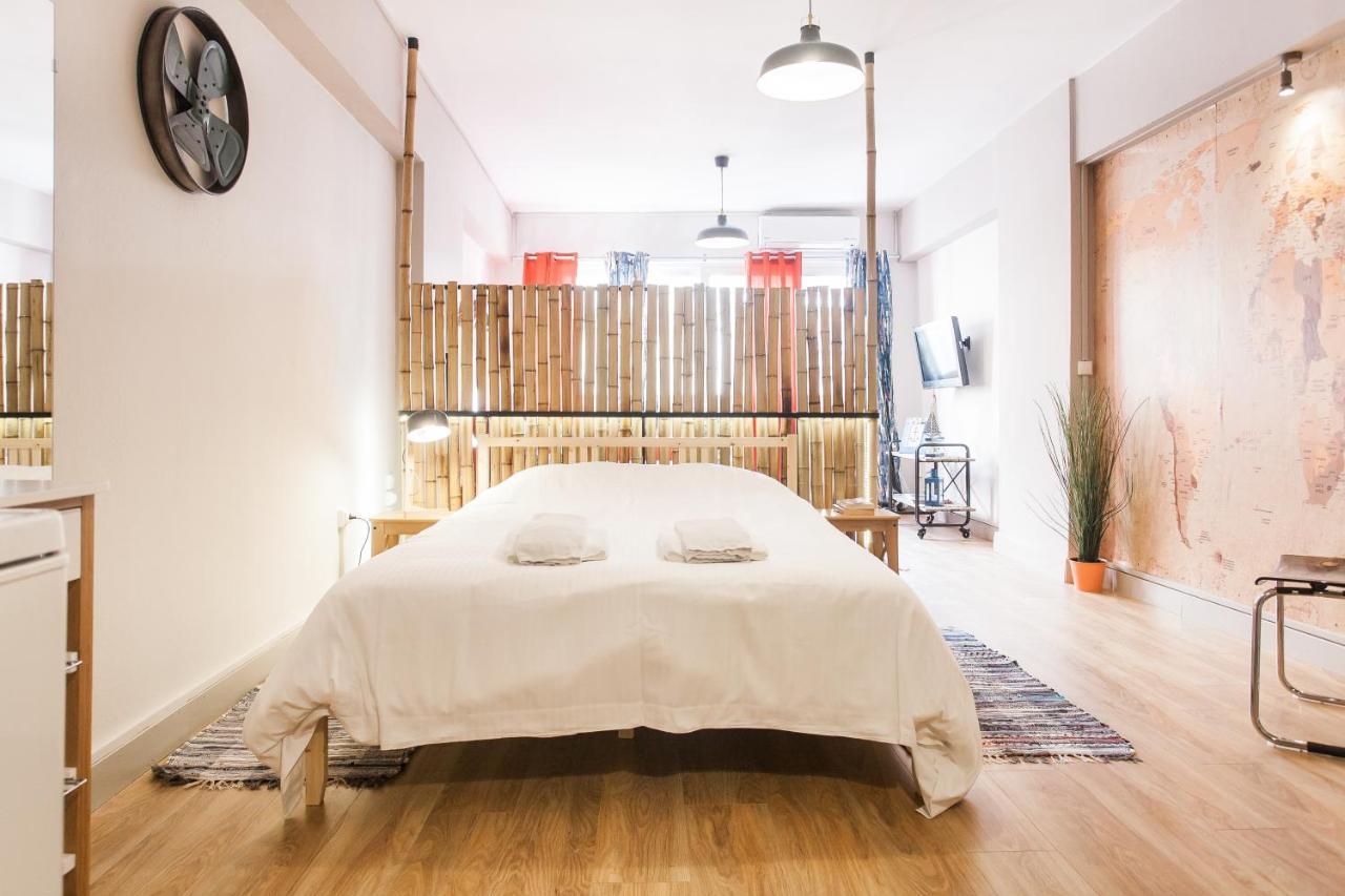 Tostay-Unique Apartment Hotel In Athens Center! Atenas Exterior foto