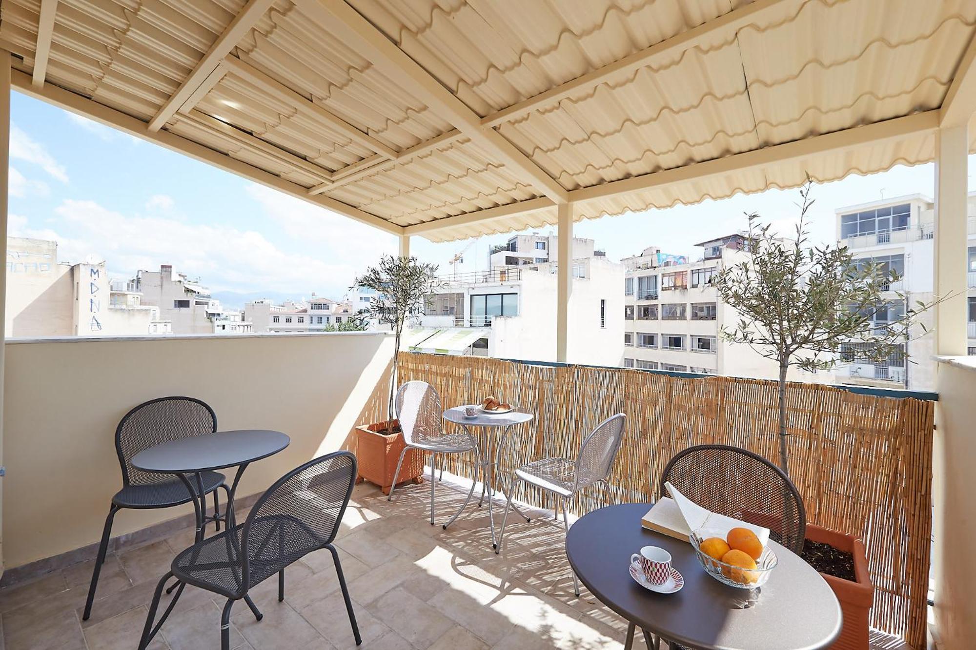 Tostay-Unique Apartment Hotel In Athens Center! Atenas Exterior foto