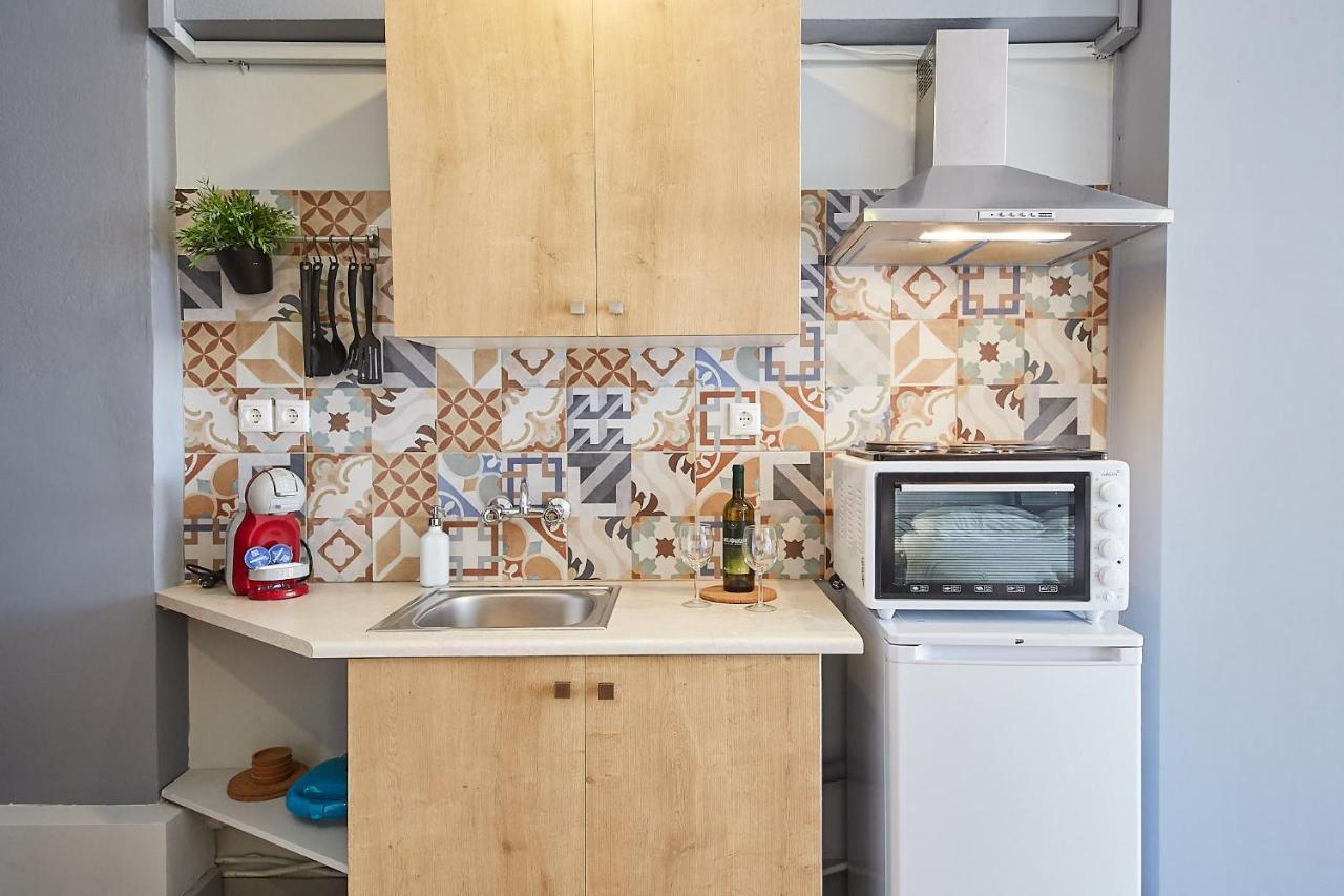 Tostay-Unique Apartment Hotel In Athens Center! Atenas Exterior foto