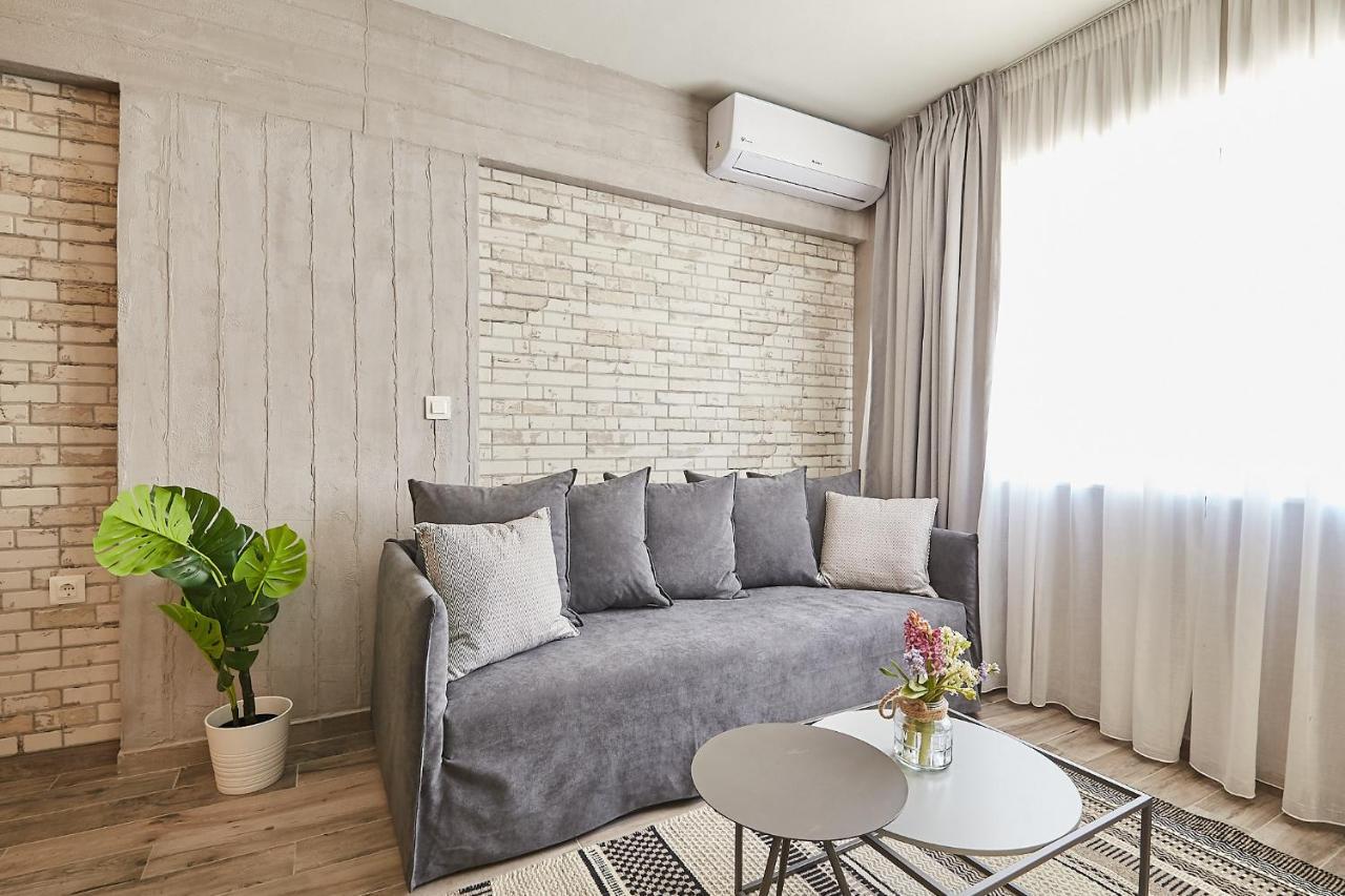 Tostay-Unique Apartment Hotel In Athens Center! Atenas Exterior foto